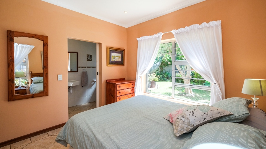 5 Bedroom Property for Sale in Cola Beach Western Cape